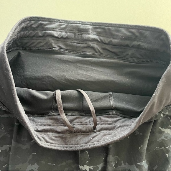 LULULEMON T.H.E. Short Luxtreme Liner 9in M7Y24S - Picture 10 of 12